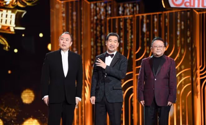 鐵三角西安演話劇,張國立諷刺張鐵林國籍問題,張鐵林當場生氣了