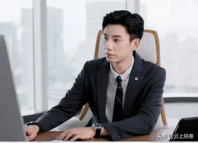王子奇演的辛旗簡直是男德天花板,不愧是網友一致好評的五月男友