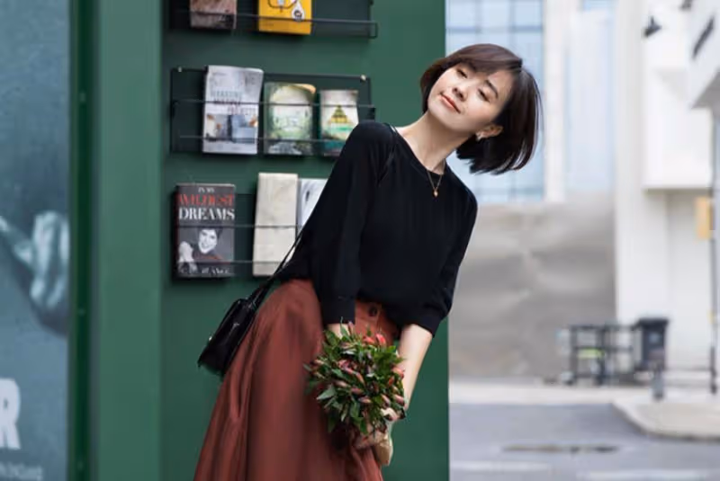 在外面穿裙子有什麼更好的?試著搭配這「top4」,優雅又嫵媚