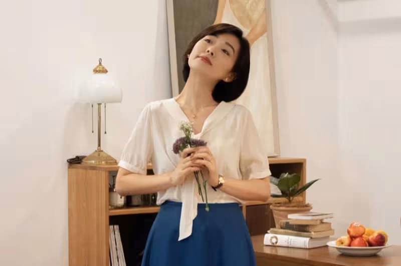 在外面穿裙子有什麼更好的?試著搭配這「top4」,優雅又嫵媚