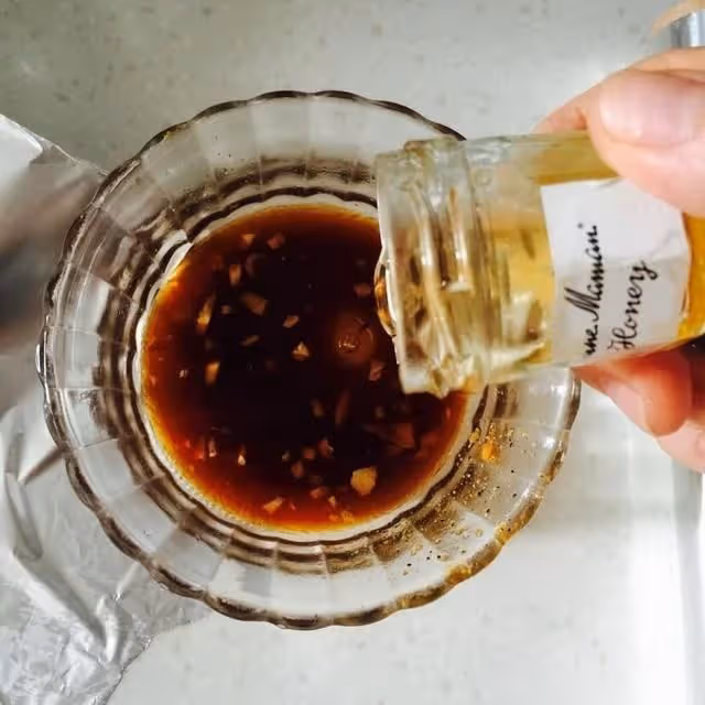 分享一款秘制烤雞,好吃到停不下來,趕快GET√起來。
