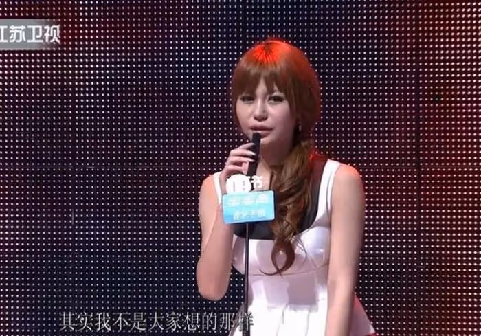 13年前,「寧坐寶馬哭,不坐單車笑」的那個女孩,結果呢?誰也想不到