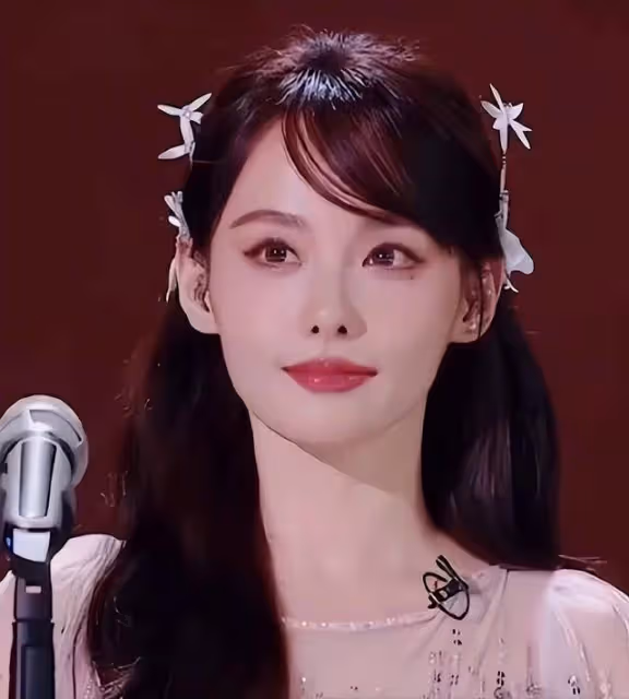 曾經的深愛沒換到真心,有種女人叫張嘉倪,沒有老公卻更加美麗