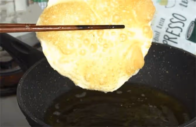 早餐最快速的做法,不用蒸不用烙,20秒一張,個個起大泡