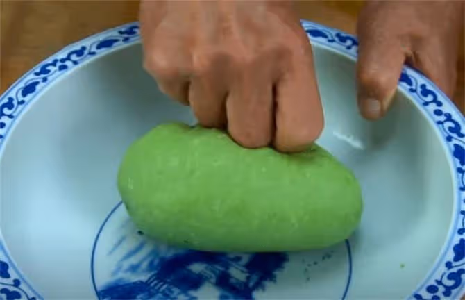 1把菠菜2勺面,一擀一壓,饅頭蓬鬆不塌陷,小孩子超愛吃