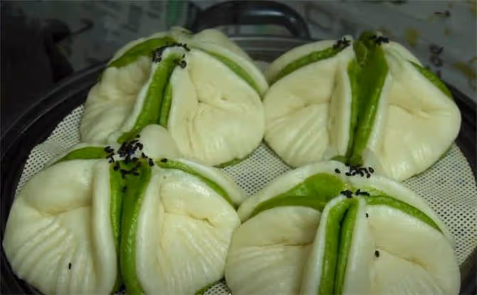 1把菠菜2勺面,一擀一壓,饅頭蓬鬆不塌陷,小孩子超愛吃