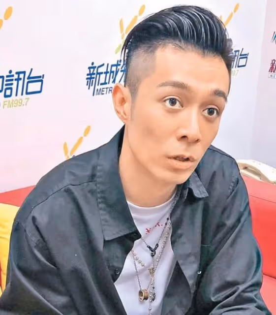 藝人周柏豪私密照遭曝光，15年星途恐將被毀，黃宗澤為好兄弟說話