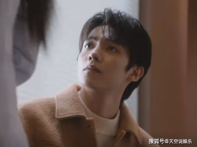 《後浪》孫頭頭多重身份曝光,生父根本不是任新正,任天真笑開花!