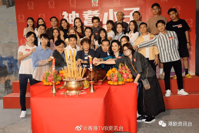 神耆小子丨蕭正楠同冼靖鋒演父子笑言嚇親 傅嘉莉考獲寶石鑑定證書向鄺美雲學習