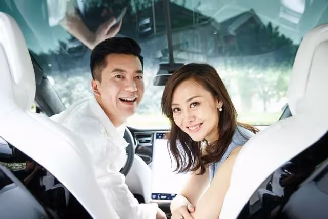 我結婚叔叔添妝五萬,堂弟結婚我去賀喜,嬸嬸折了一下我給的紅包!