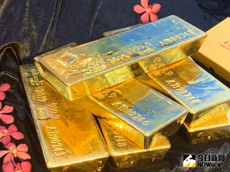 婆婆隨意拿走金飾，要老公轉告「給大姑當嫁妝，別計較太多」她一聽愣住「房間沒有黃金啊」