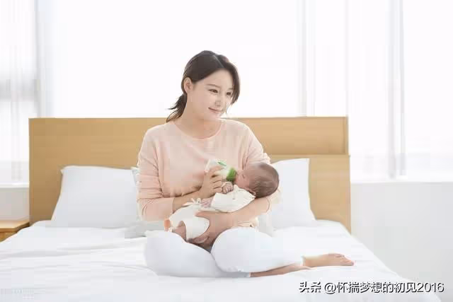 我帶孫女還贊助生活費,兒媳逛街回來我怒回家,剛到家兒媳就來了!