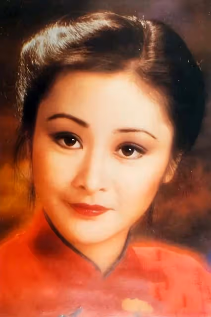 她是80年代港圈女神,陳百強夢中情人,37歲息影嫁人開車行,如今身材變化大!