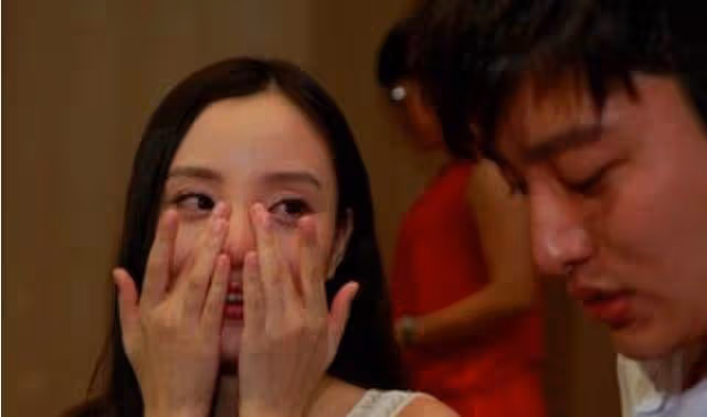 賈乃亮李小璐度假，李小璐拍照告白。為什麼說很難再次在一起？