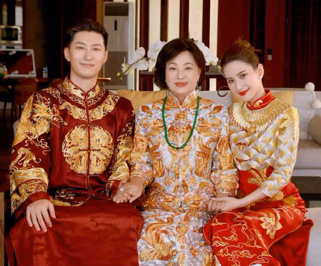 陳婉珍創辦粵劇藝術團,70歲容光煥發顏值回春,霍啟剛罕見露面