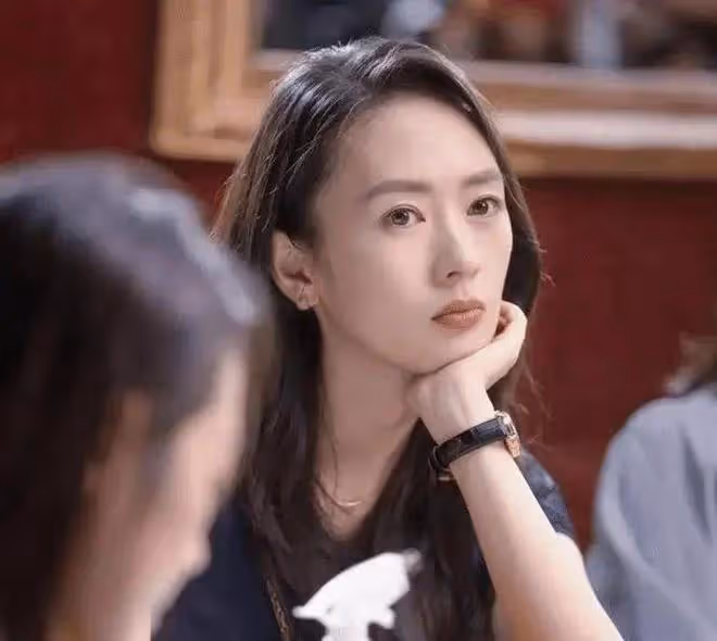 娛樂圈的殘酷真相,在童謠身上體現得淋漓盡致,她犯了大忌