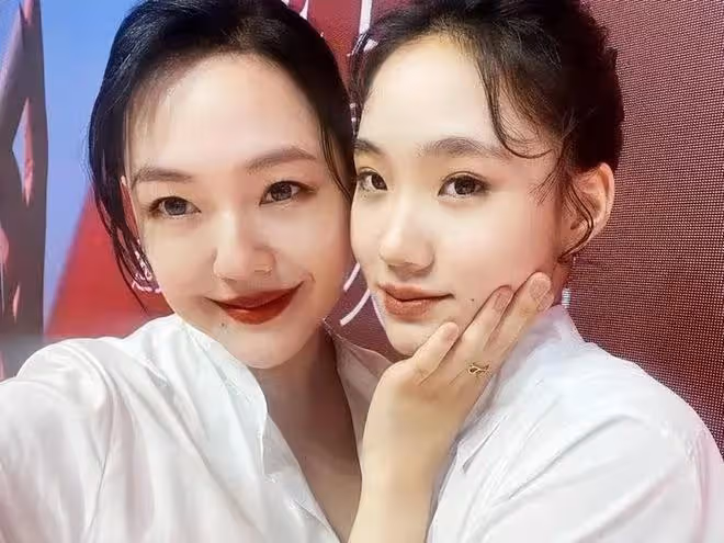 明星過六一大不同:楊冪回港陪小糯米,李湘王岳倫合體陪孩子逛街
