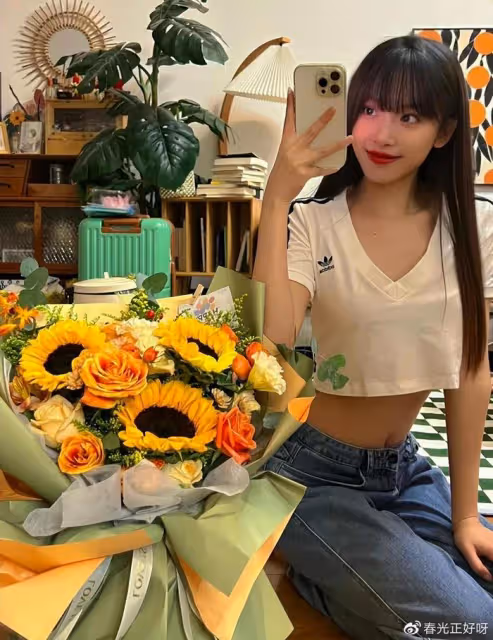 因當小三走紅，曾被王思聰垂涎，如今克隆自己公開販賣服務玩低俗