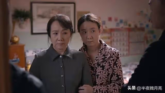 兒媳在家總把婆婆當保姆使喚,婆婆拿出一張紙,兒媳三天沒睡著
