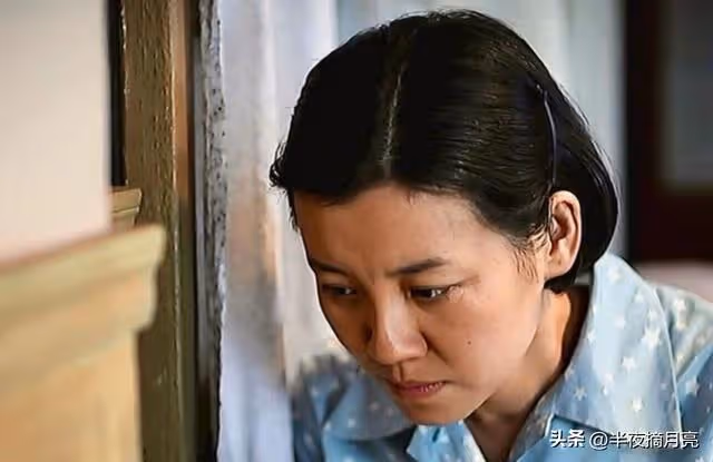 兒媳在家總把婆婆當保姆使喚,婆婆拿出一張紙,兒媳三天沒睡著