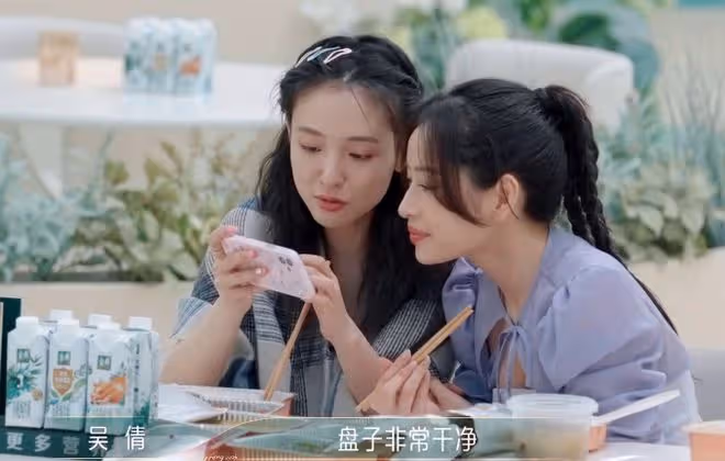 吳倩女兒顏值不隨張雨劍,小細節看孩子被教的很好,芝芙直呼可愛