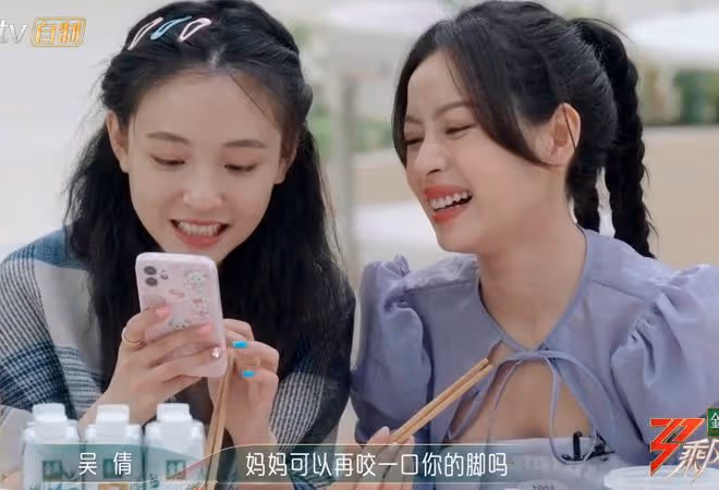 吳倩女兒顏值不隨張雨劍,小細節看孩子被教的很好,芝芙直呼可愛