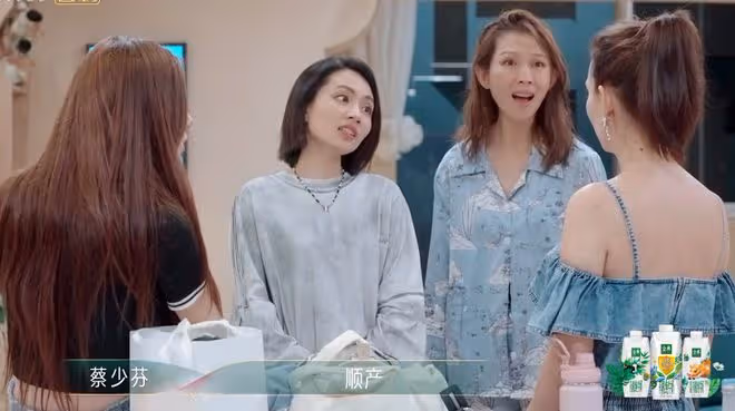 吳倩女兒顏值不隨張雨劍,小細節看孩子被教的很好,芝芙直呼可愛