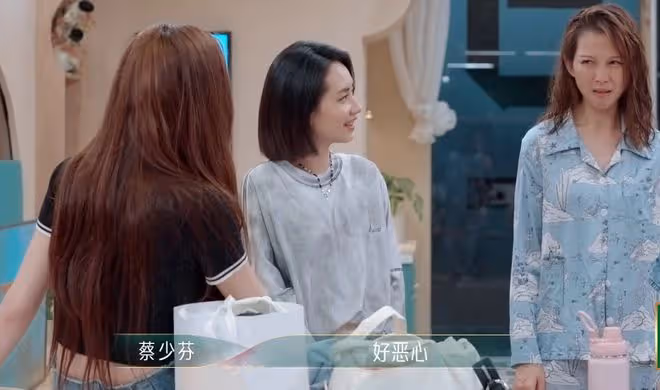 吳倩女兒顏值不隨張雨劍,小細節看孩子被教的很好,芝芙直呼可愛