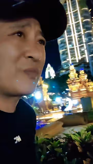 二人轉演員趙四被抓，哭訴請求不要通報，因沒買門票翻牆進景區