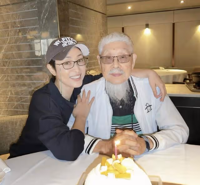 香港知名女星已立好遺囑,自曝是戀愛腦,單身超過10年仍渴望愛情