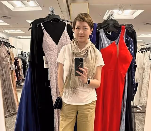香港知名女星被曝婚變,丈夫生意失敗破產,女兒迎成人禮將讀大學
