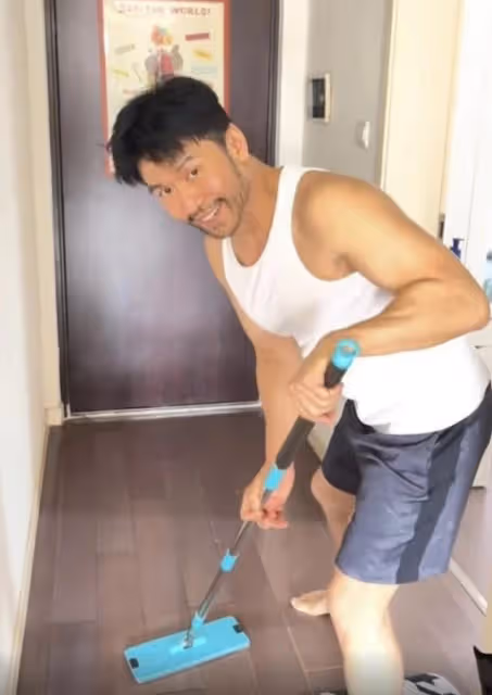 暫無結婚計劃!港男星曝與女友感情穩定已見家長,曾遭質疑性取向