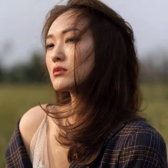 無懼犯禁!TVB小花懷孕近3個月仍未見肚,出席活動照穿四寸高跟鞋
