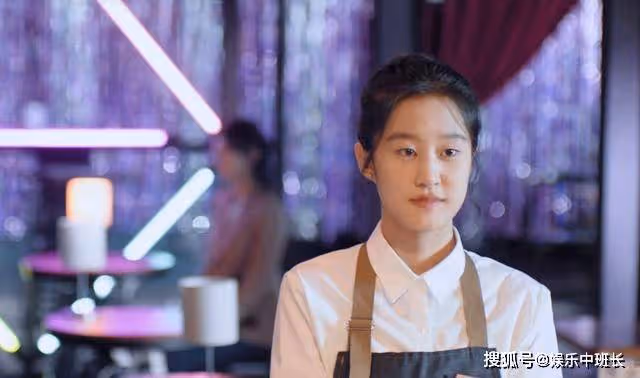 《熟年》30歲女人被叫阿姨?何美蓮的裝嫩,反為倪偉貞添了「嫁衣」