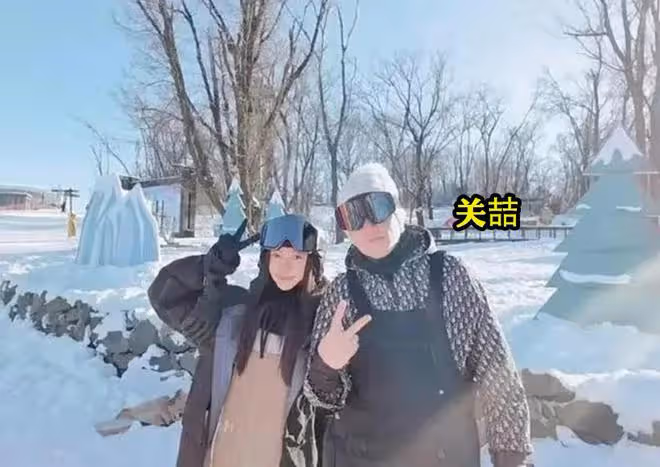 Angelababy被曝新戀情，男方身型穿搭神似鄧倫，更多蛛絲馬跡被扒