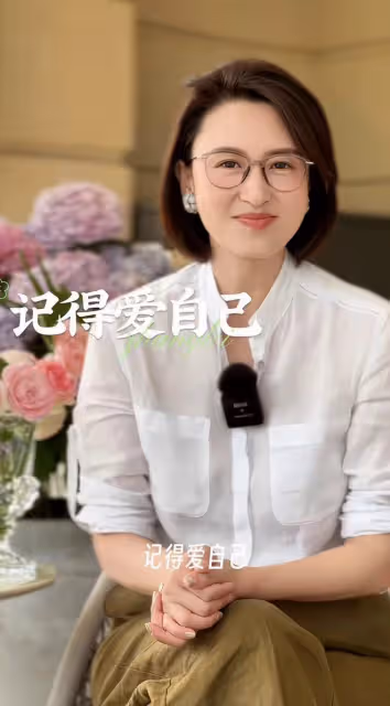 央視主持名單變動大!海霞等老面孔被刪除,數位90後美女主持吸睛
