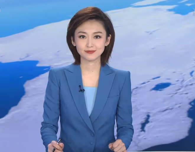 央視主持名單變動大!海霞等老面孔被刪除,數位90後美女主持吸睛