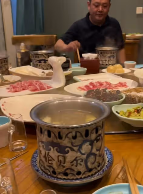 李立群再次回醫院治療,遭到醫生嚴厲批評,回家大吃大喝病情復發