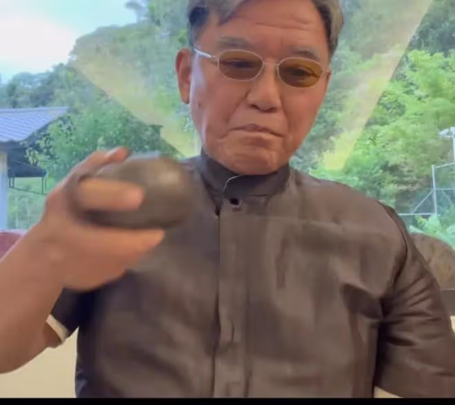 李立群再次回醫院治療,遭到醫生嚴厲批評,回家大吃大喝病情復發