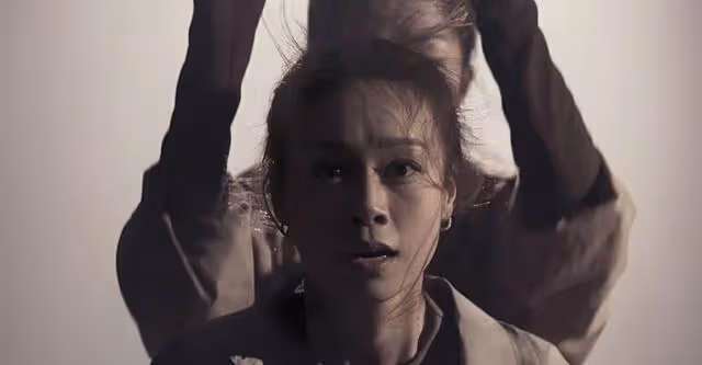 香港知名女星低調復出,突然發布全新單曲,借歌詞賣慘遭網友抵制