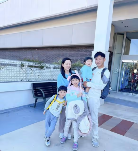 不排除追生第四胎!TVB實力男星揚言要考小巴執照,誤會妻子催生
