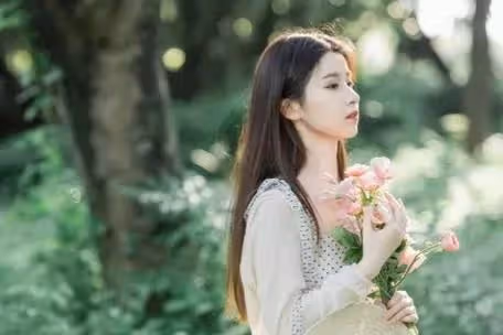 去醫院體檢,遇到兒媳婦和親家,我終於醒悟,招呼沒打倒頭就走