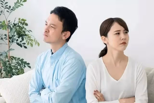去醫院體檢，遇到兒媳婦和親家，我終於醒悟，招呼沒打倒頭就走