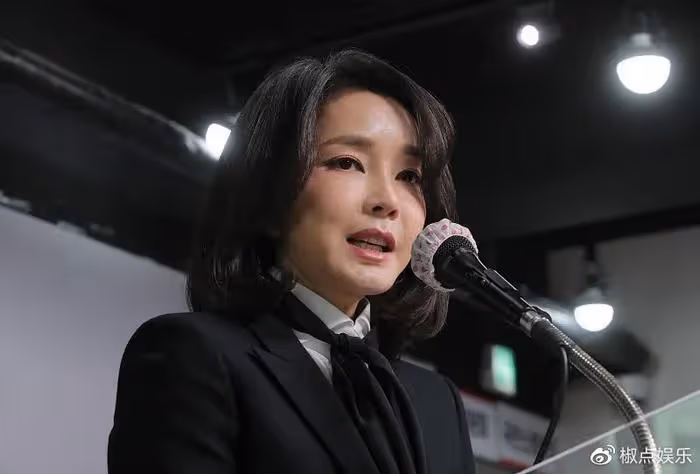 履歷造假、給盧武鉉掃墓,「第一夫人」金建希為何讓韓國人不放心?
