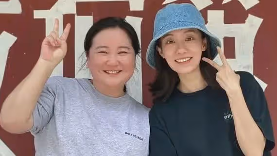 賈玲暴瘦50斤脫胎換骨，漂亮到認不出，我卻一點都笑不出來……
