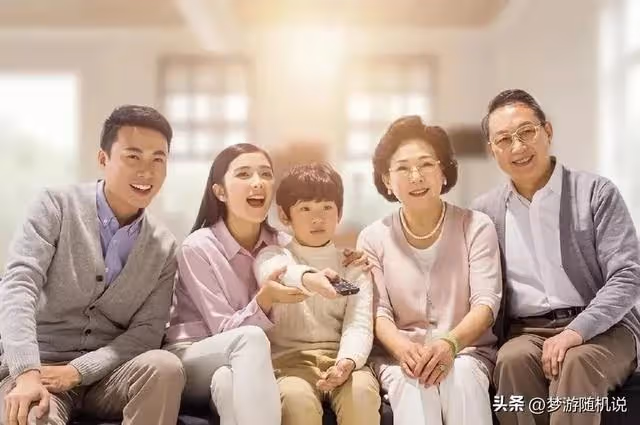 兒子媳婦一直很孝順!80歲老伴摔倒「靠插管維生」媳婦堅持救 有天聽到她講電話「隔天我拔了老伴呼吸器」