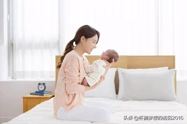 婆婆生病兒媳出10萬元錢,婆婆分財產一分沒給她家,後來兒媳懂了!