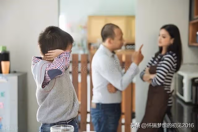 婆婆生病兒媳出10萬元錢,婆婆分財產一分沒給她家,後來兒媳懂了!