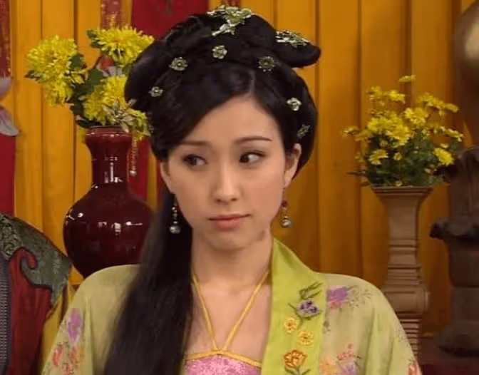 本周大結局!TVB花旦演臥底警察!21年來常演情婦、妓女