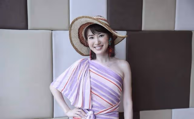 新戲演父女!TVB小花與實力戲骨再結緣,兩人曾合作激情戲引熱議